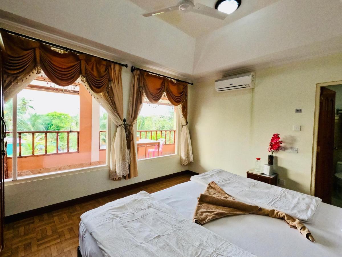 Shamar Guesthouse & Dive Maamigili Island Exterior photo